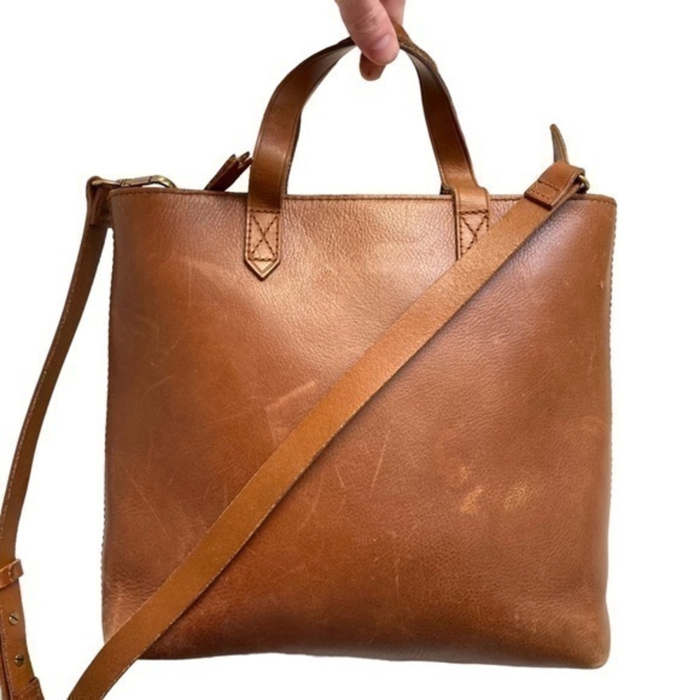 Madewell brown leather zipper top the transporter bag